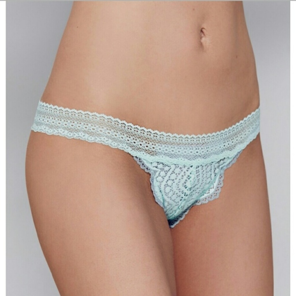 🍒NWT🍒 FREE PEOPLE LACE SCALLOPED PANTY - Picture 7 of 7